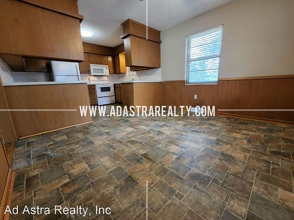 2nd image of 212 Brookside Dr