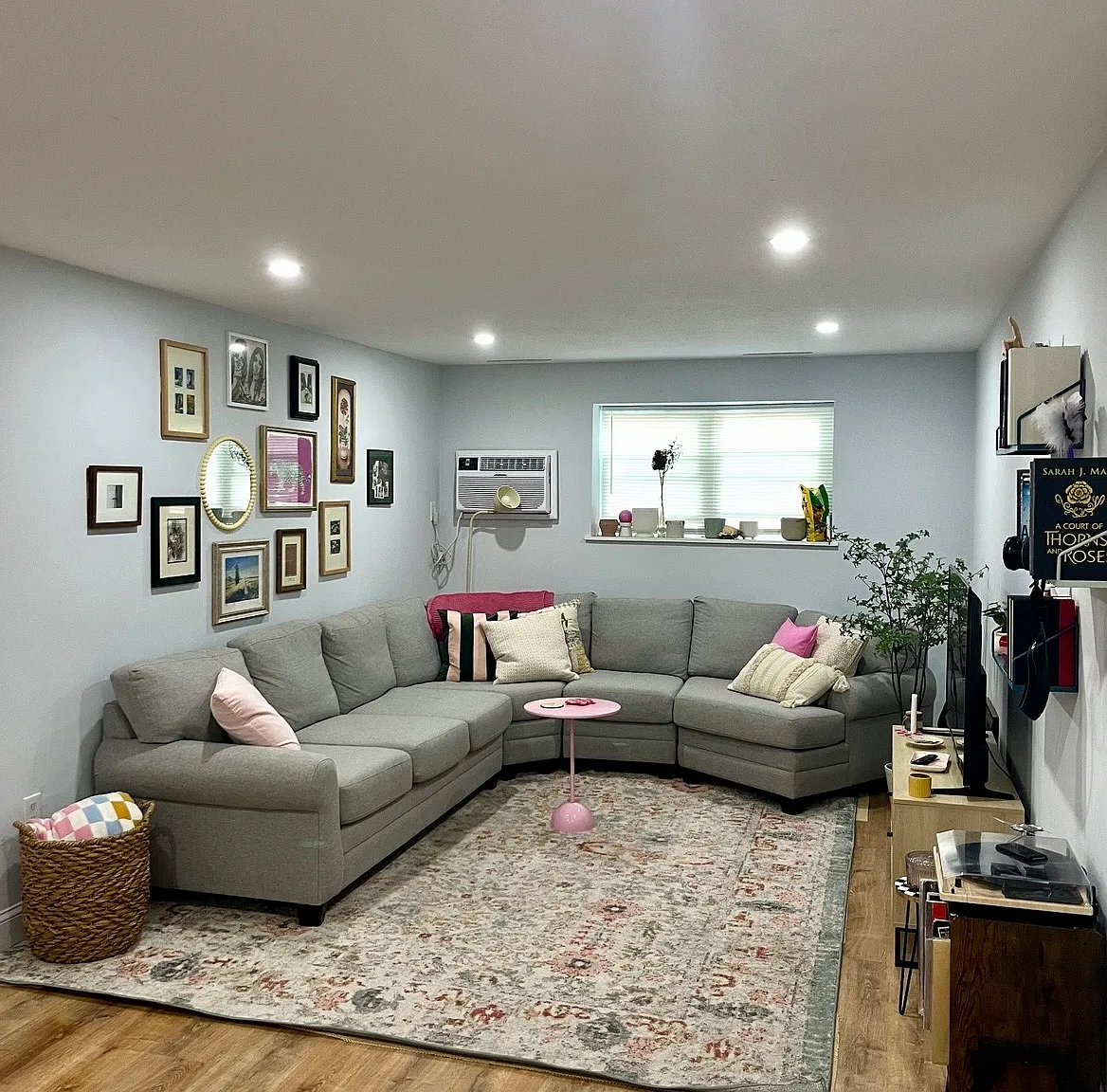 46 Cleverly Ct — Photo 1
