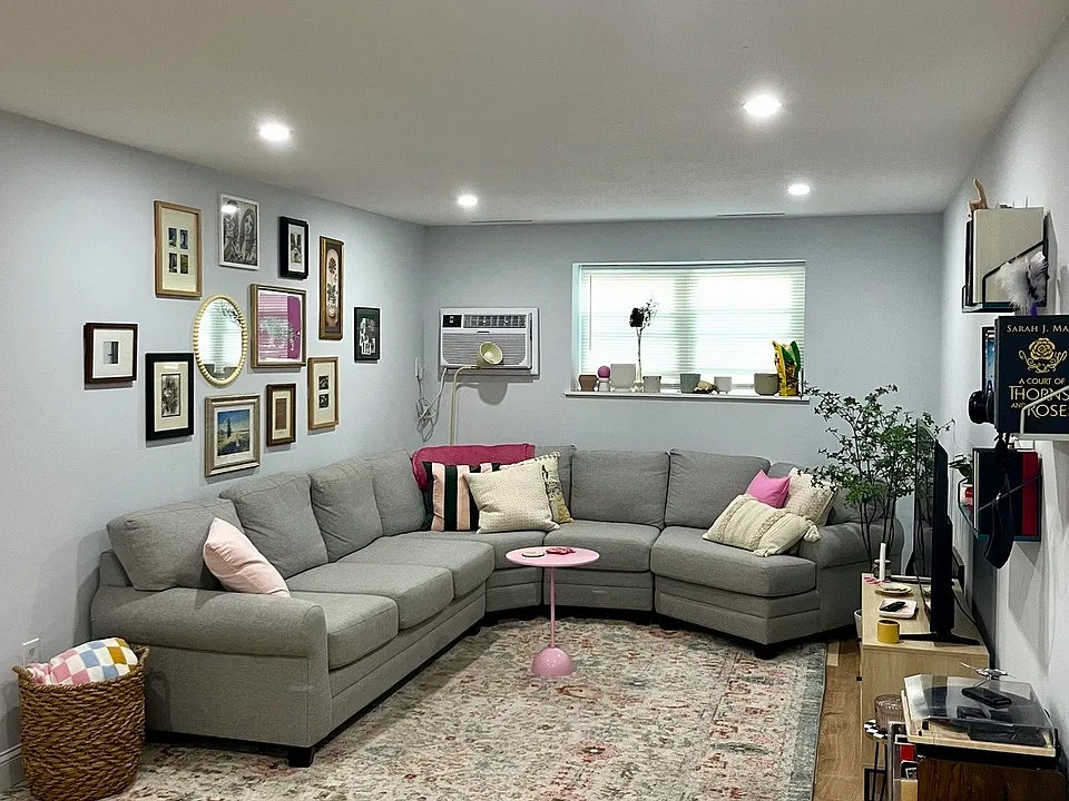 46 Cleverly Ct #1