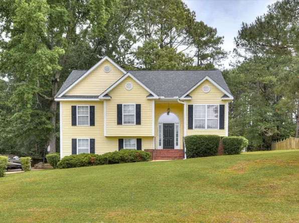 1060 Willow Woods Dr, Aiken, SC 29803