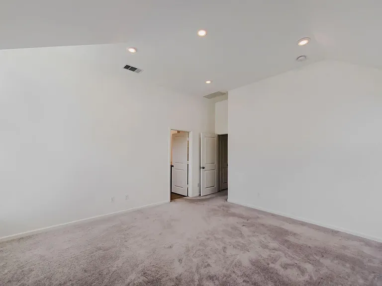 4146 Balboa Dr — Photo 13