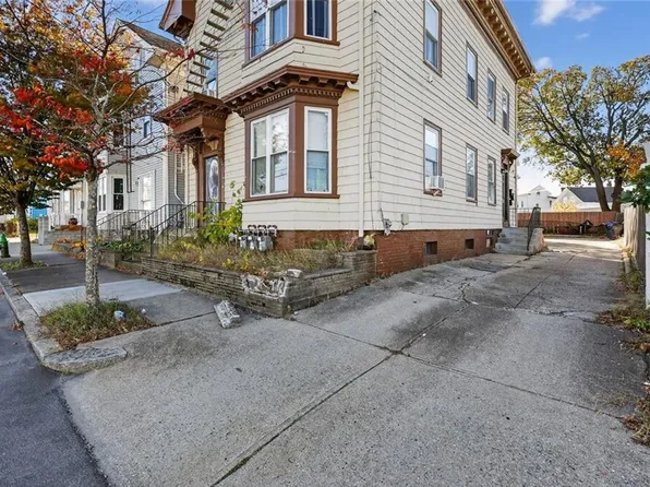 374 Branch Ave, Providence, RI 02904