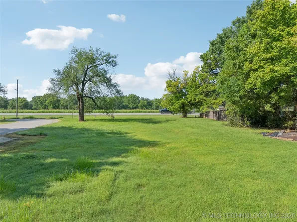 8515 E 169th St, Bixby, OK 74008