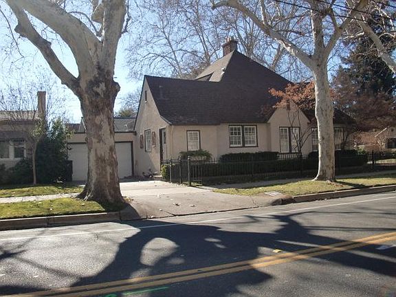 2nd image of 801 35th St
