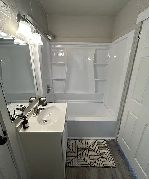 1409 S Western St — Photo 8