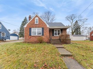 959 9th St NE, Massillon, OH