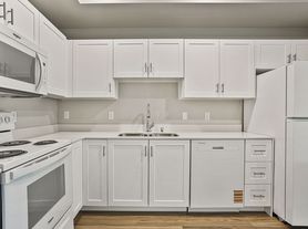 Shadow Creek Apartments