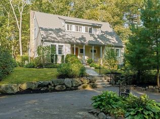 2 Fox Chase Ln, Weston, MA 02493