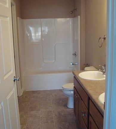 large double sink bath