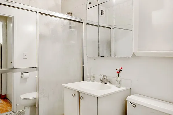 Sold by Compass | media 14