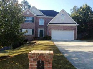 1113 Spanish Moss Ct, Lawrenceville, GA 30045