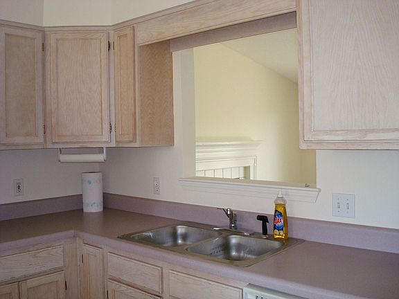 Kitchen with pass-thru