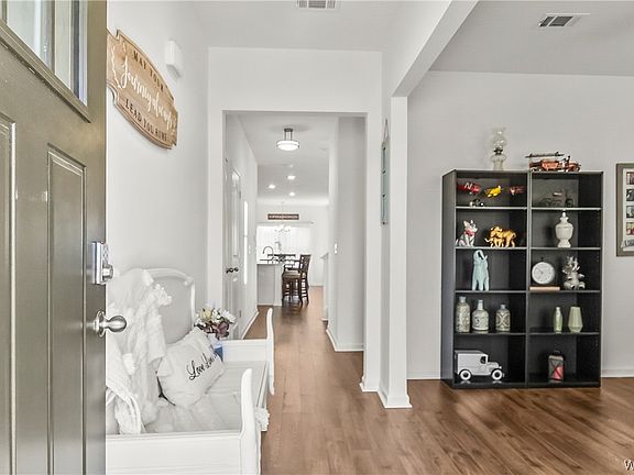 3rd image of 4661 Coppercrest Ln