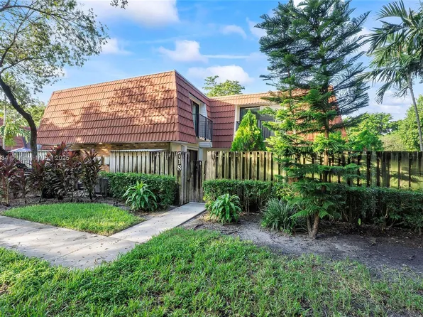 718 NW 98th Cir #718, Fort Lauderdale, FL 33324
