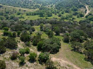 140 Twin Springs Rd N, Kerrville, TX 78028