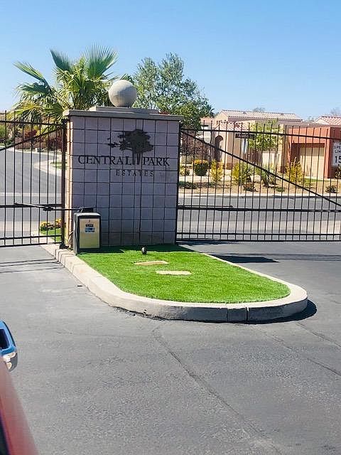 Entrance into Central Park Estates