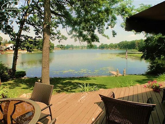 2nd image of 16108 Windwood Beach Dr
