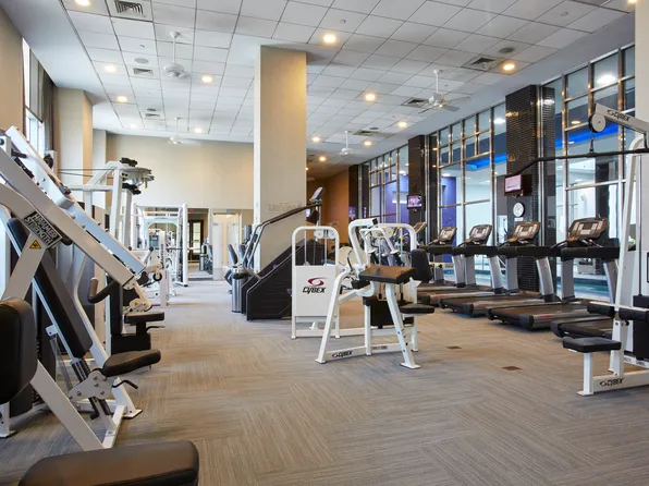 220 Riverside Boulevard image 8 of 12