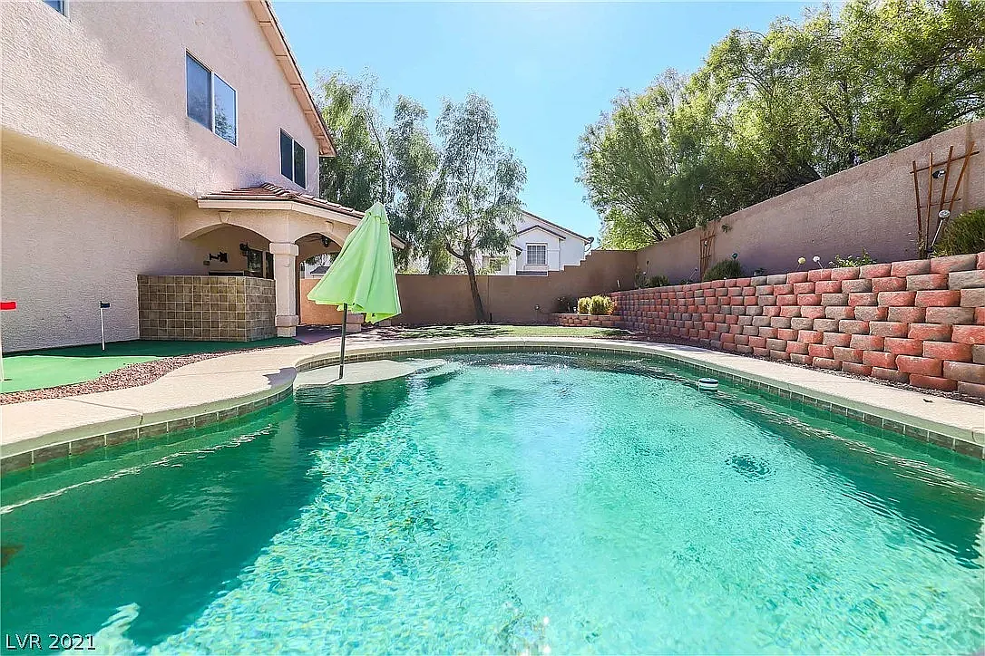 8101 Peach Flare St — Photo 1