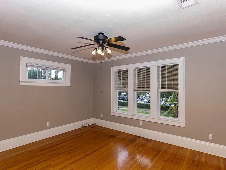 613 E Ridgewood St #5 — Photo 7