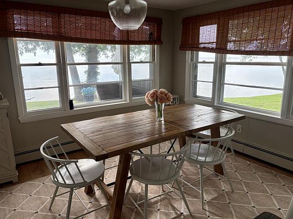 4th image of 1473 Lakeside Dr