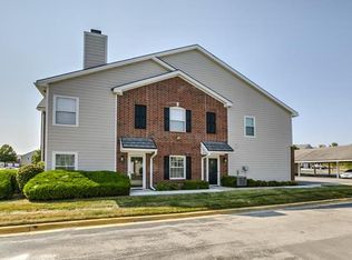11605 Tomahawk Creek Pkwy APT E, Leawood, KS 66211