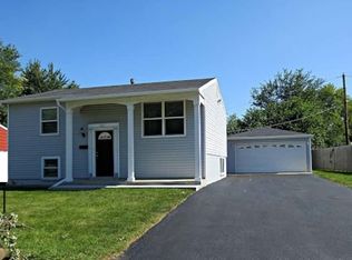 231 Gordon Ave, Romeoville, IL 60446