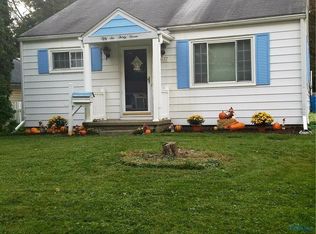 5637 Pawnee Rd, Toledo, OH 43613