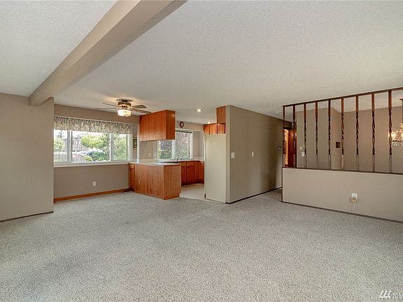 4th image of 119 17th Ave SE