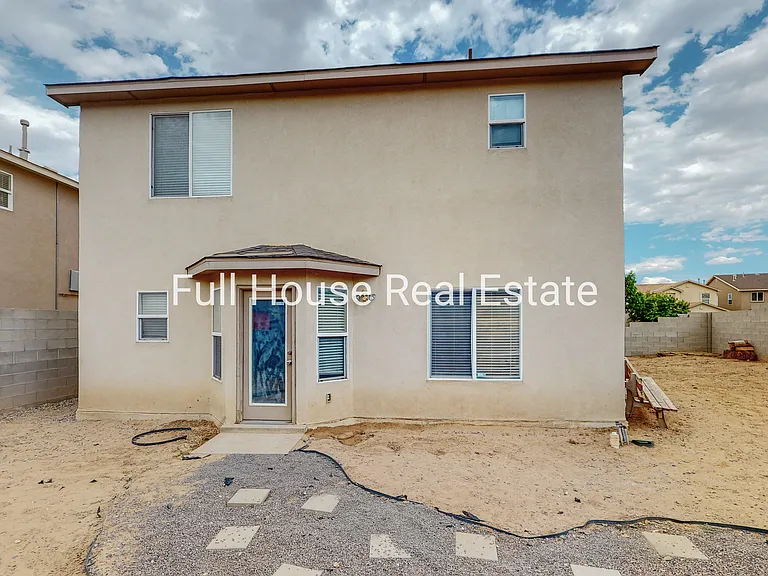 11001 Milky Way St NW — Photo 5
