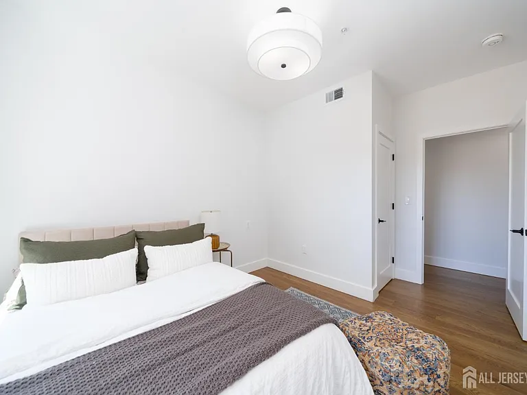 67 Virginia Ave #3 — Photo 13