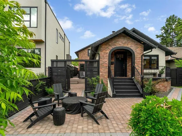 817 W Rideau Rd SW, Calgary, AB T2S 0S1