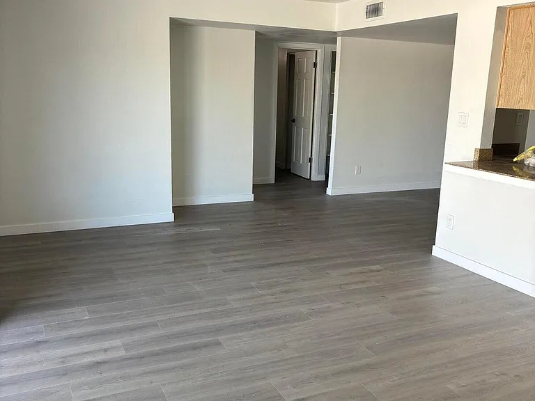 3903 S Juniper St — Photo 4