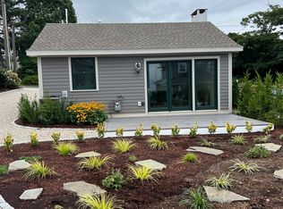 31 Sagamore Cove Rd, Branford, CT 06405