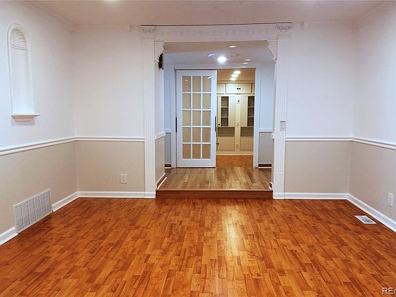2nd image of 3709 S Mission Parkway