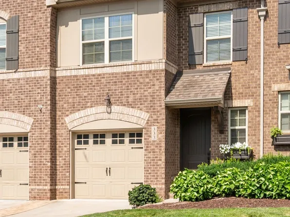 333 Coronado Pvt Cir, Hendersonville, TN 37075