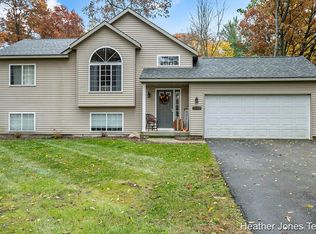 6261 S Johnson Rd, Greenville, MI 48838