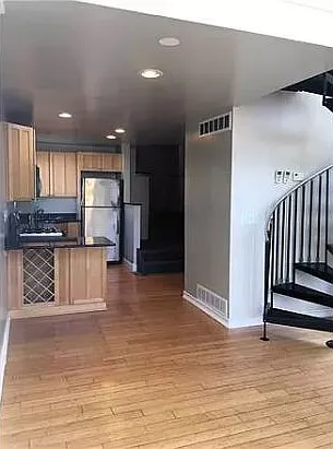 114 Guilden St #B — Photo 2