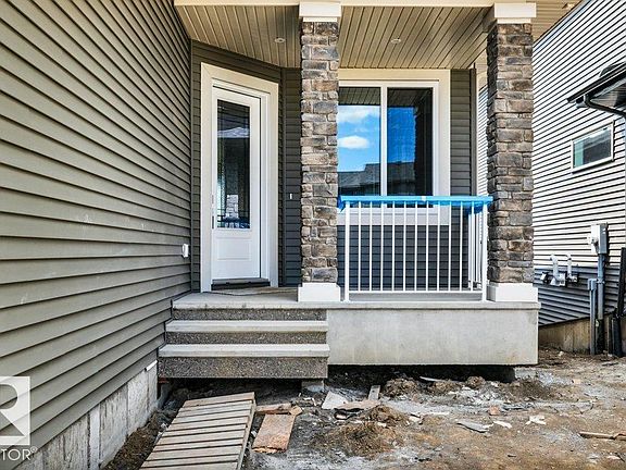 2nd image of 15 Norwyck Way