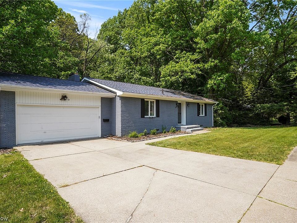 1st image of 1203 Romayne Dr