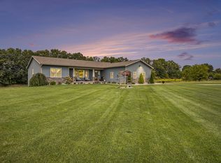13865 Meadowoak Dr NE, Greenville, MI
