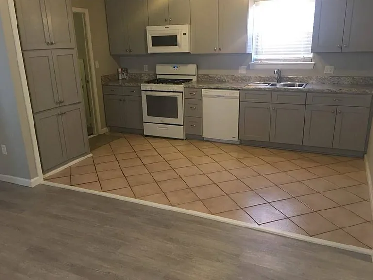 Unit Photo