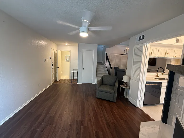 336 Melrose Dr #8A — Photo 7