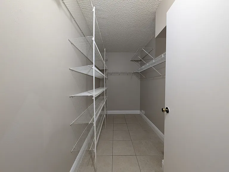 3690 N 56th Ave #903 — Photo 6