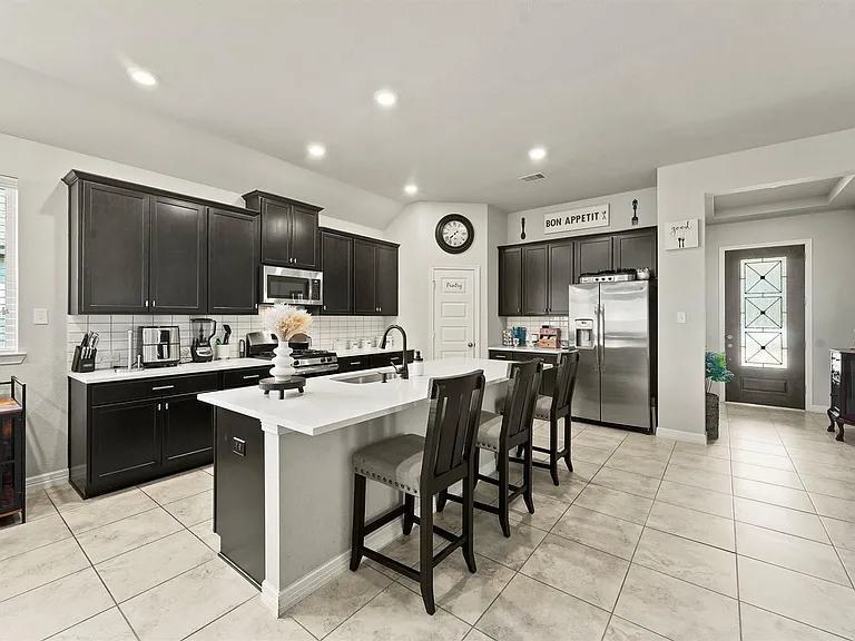 15863 McKinley Green Dr — Photo 3