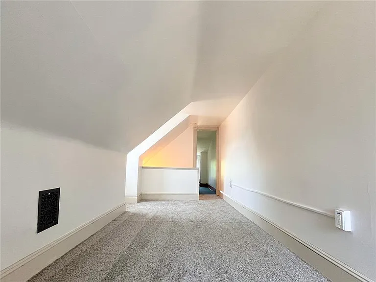 708 Pardee St — Photo 18