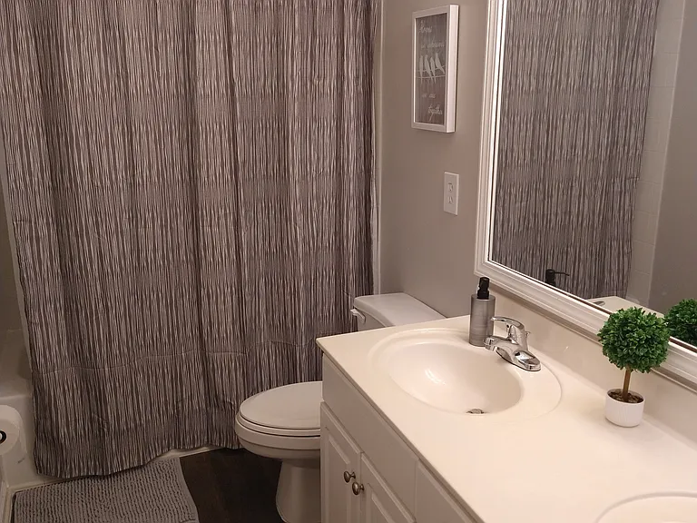 1467 Chamirey Dr SW — Photo 72