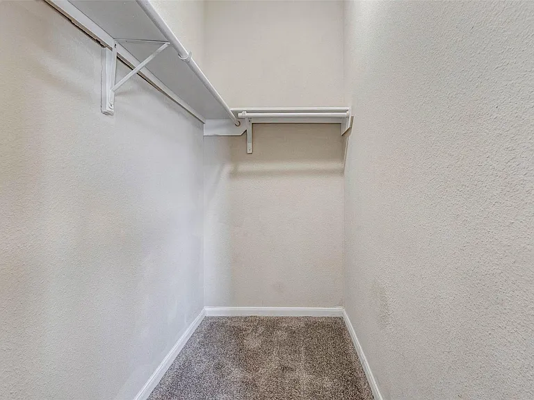8622 Torcello St — Photo 9