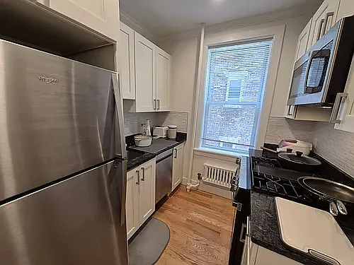 94 Queensberry St. — Photo 17