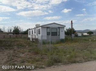 385 W Rio Trl, Paulden, AZ 86334